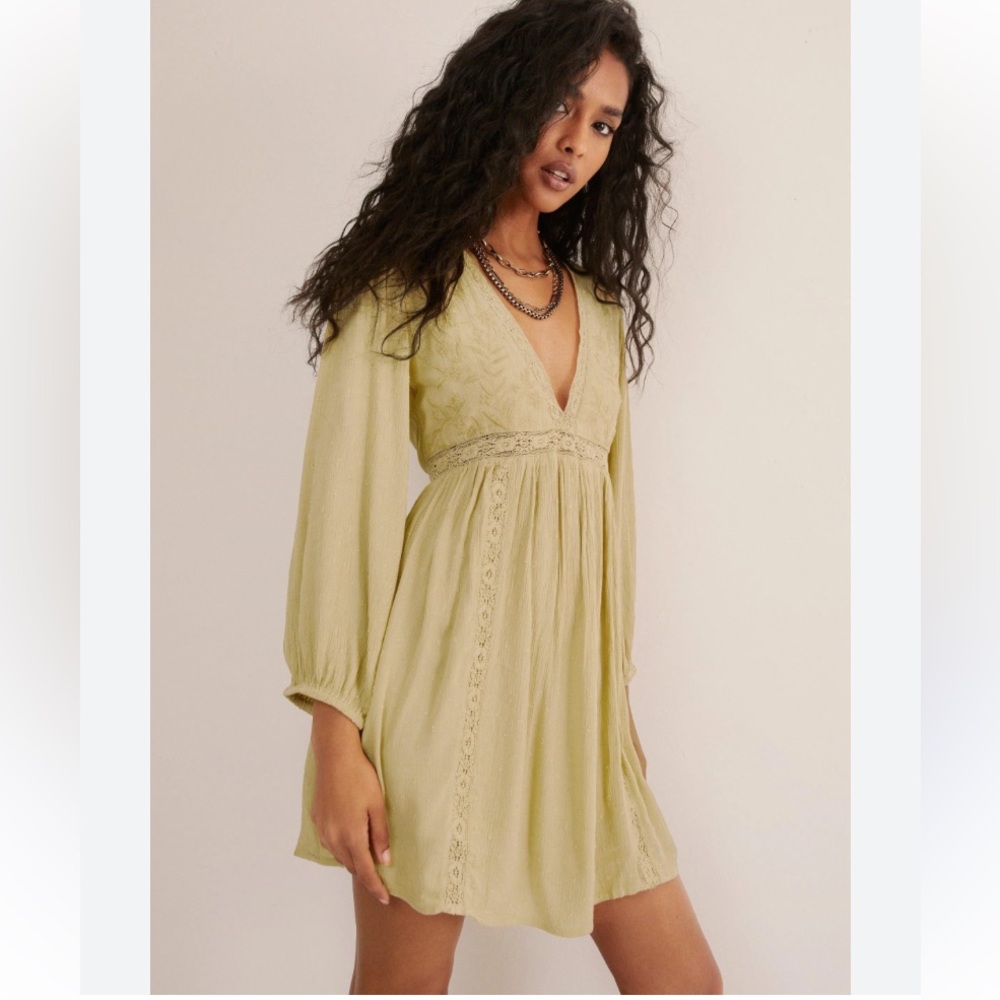 Japna viscose embroidered lace dress with shorts
